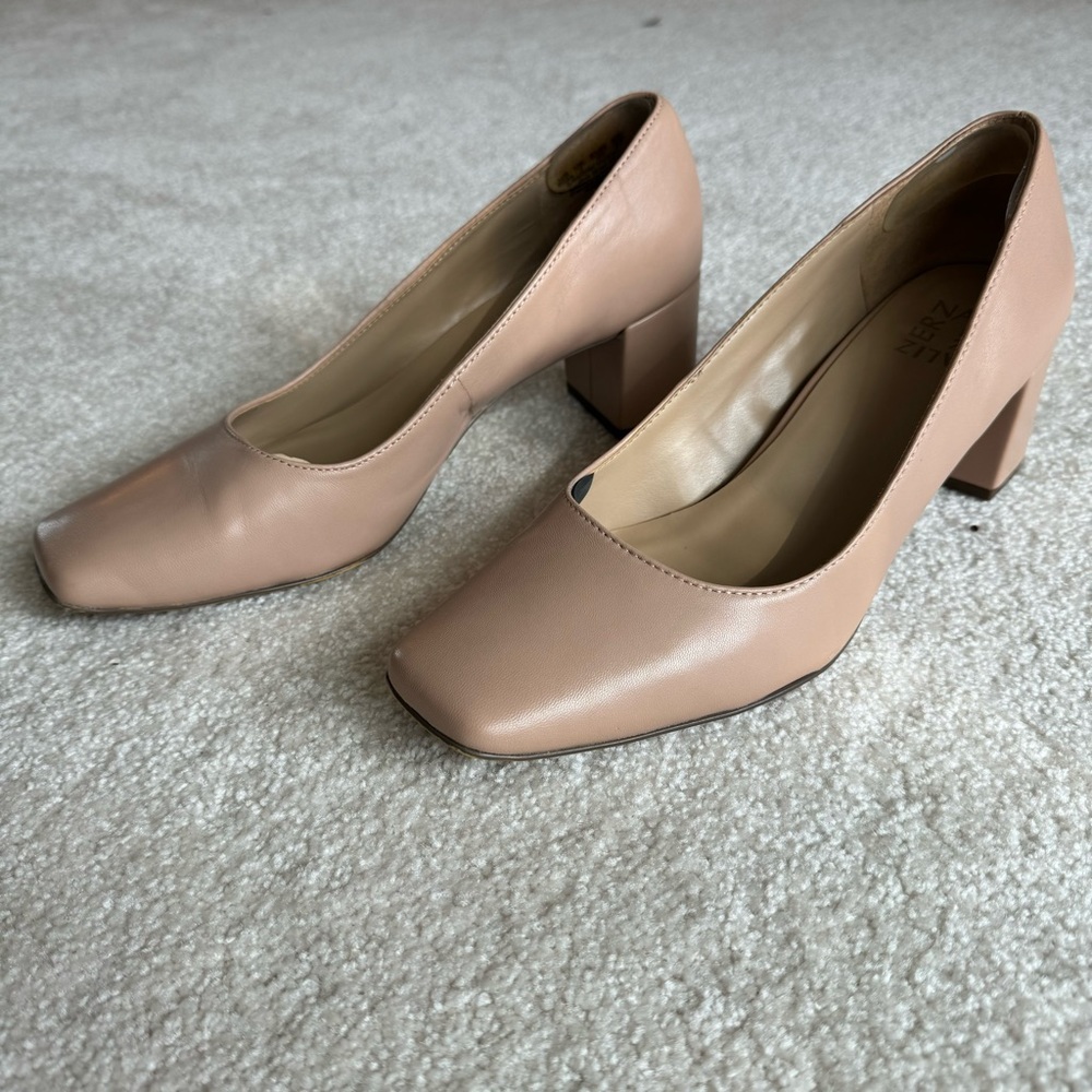 Naturalizer Karina Square Toe Block Heel Size 10 Medium Beige Tan Nude 2.5” heel